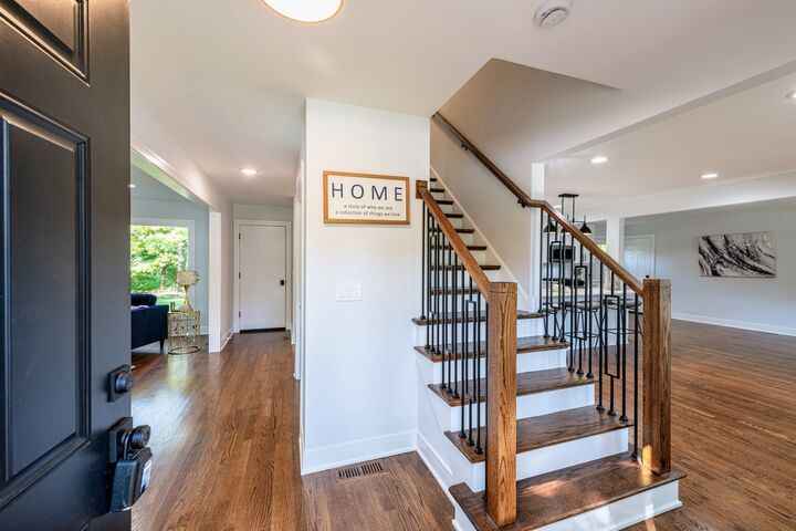 Property Photo:  312 Pine Street  IL 60015 