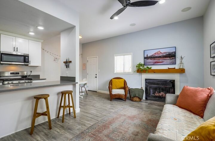 Property Photo:  284 Laurel Avenue 5  CA 92821 