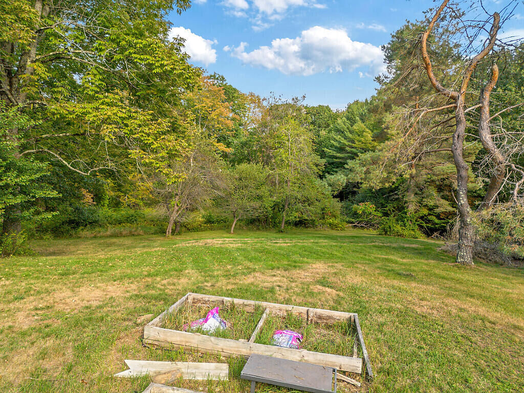Property Photo: 347 Metcalf Road ME 04364