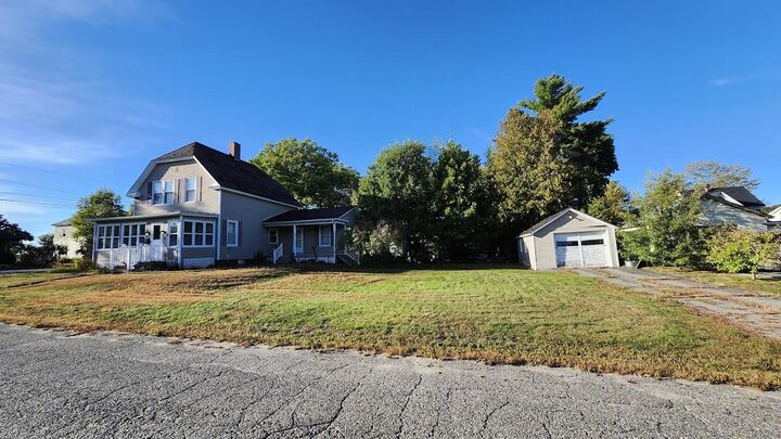 Property Photo:  17 Bates Street  ME 04462