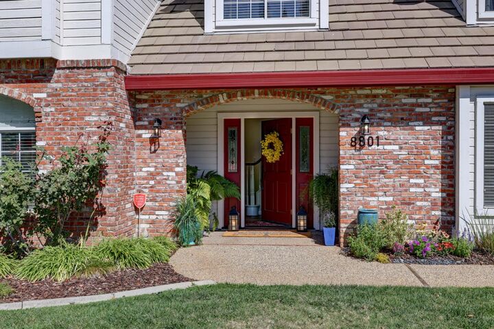 Property Photo: 8801 Villa Campo Way CA 95628