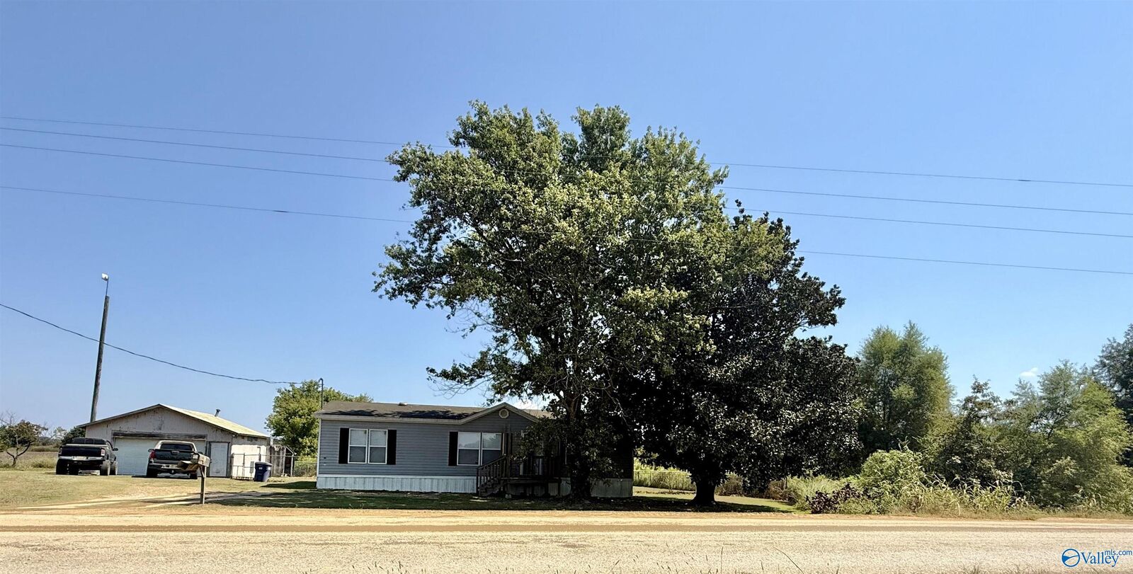 Property Photo: 51 Boatfield Lane AL 35901