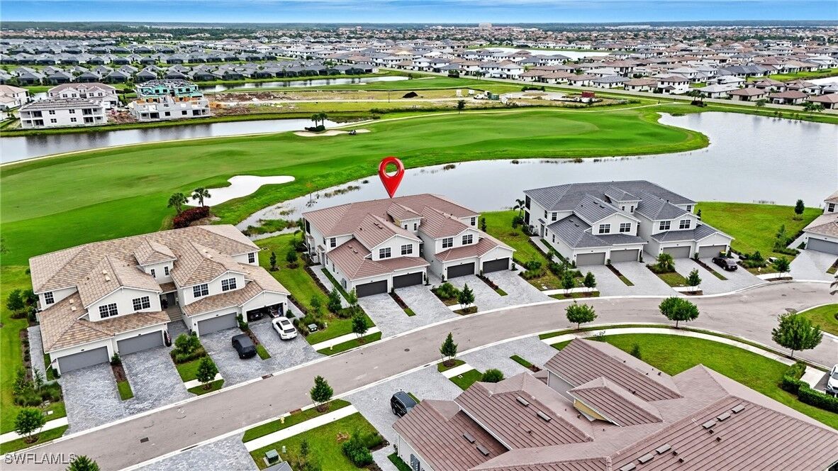 Property Photo:  5667 Melbourne Ct 7812  FL 34142 