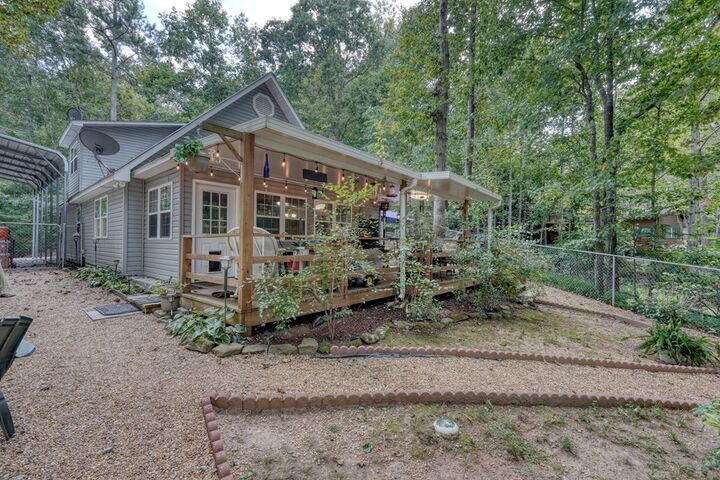 Property Photo: 8296 True Love Mountain Road GA 30582