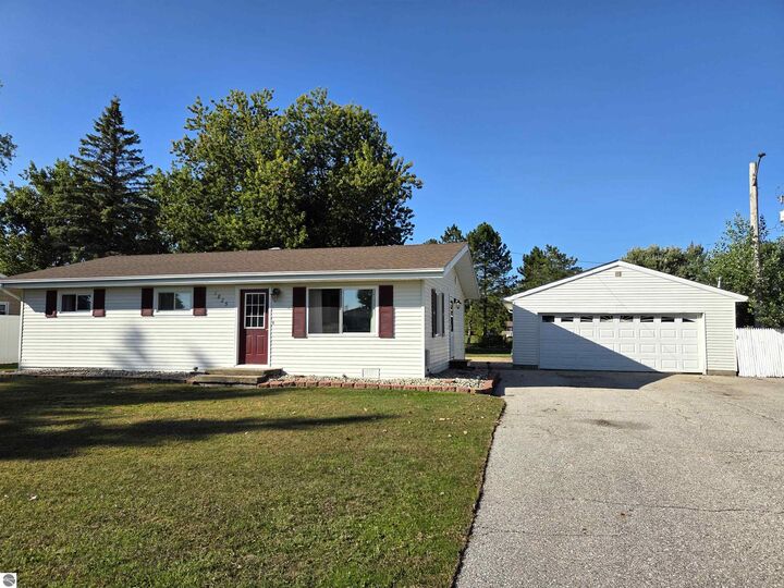 1825 E North Boutell Road  Linwood MI 48634 photo