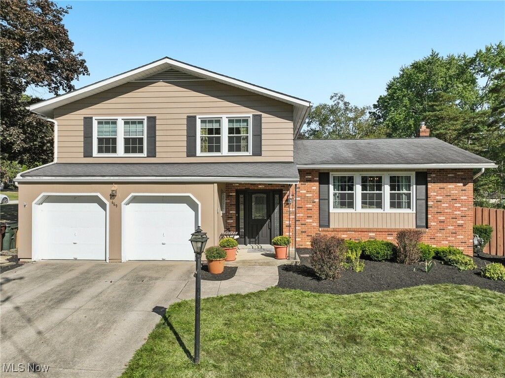 Property Photo:  669 San Moritz Drive  OH 44333 