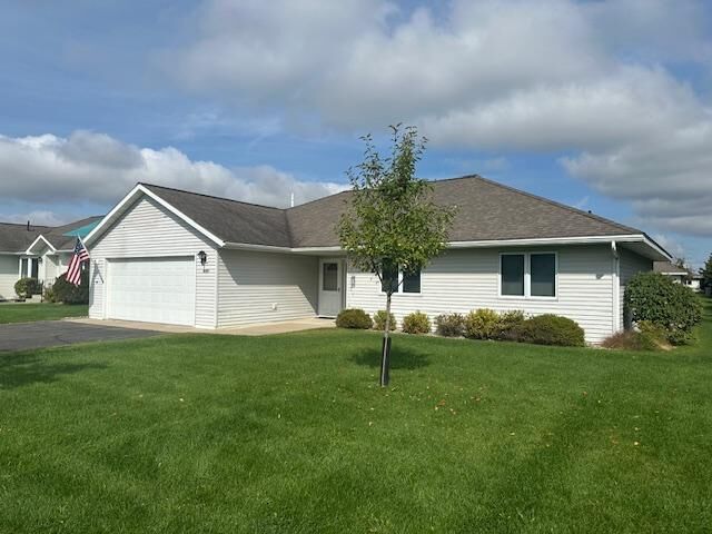 Property Photo:  3021 Mountain Ash Court NW  MN 56601 