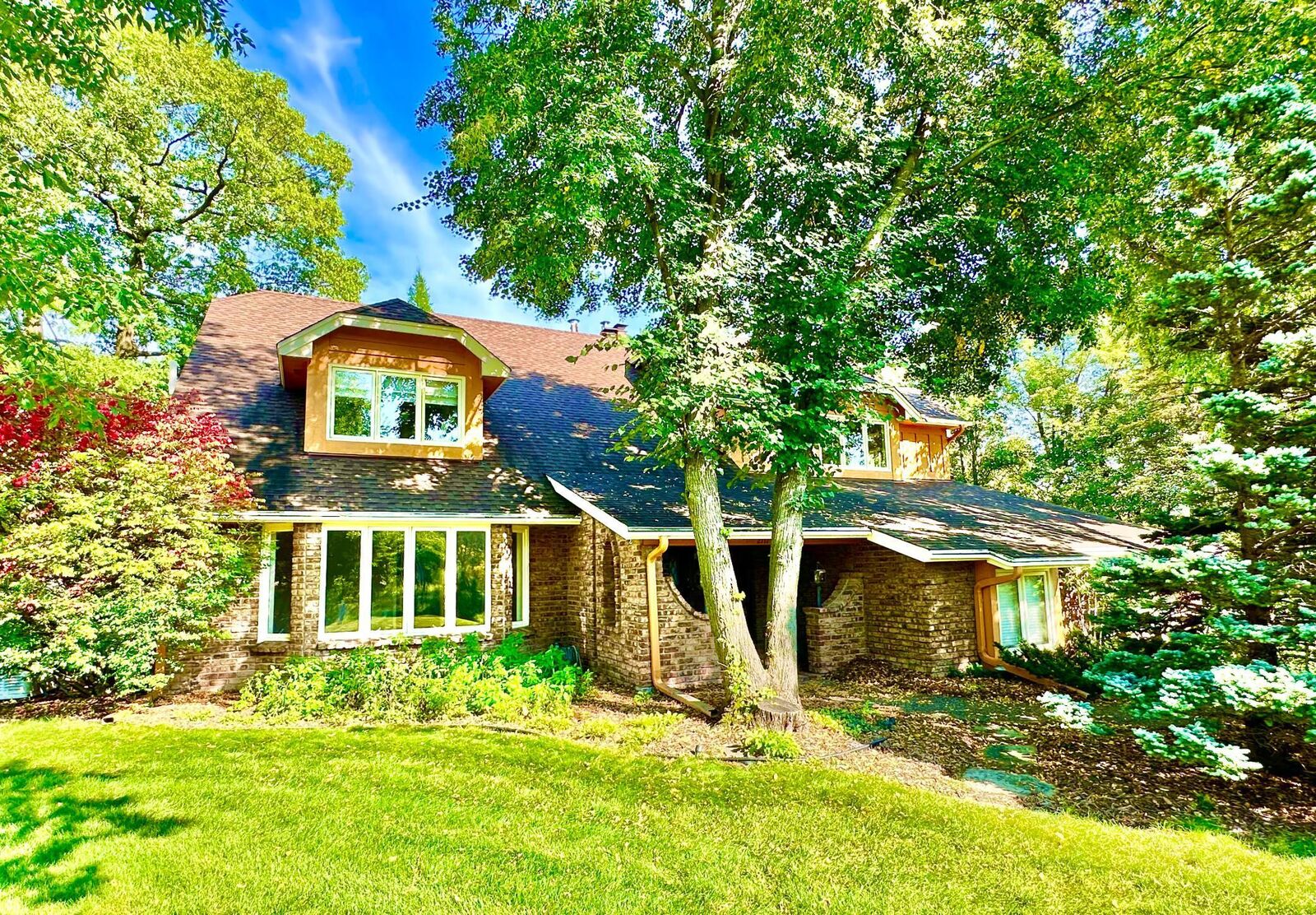 Property Photo:  2717 Hidden Creek Lane  MN 55391 