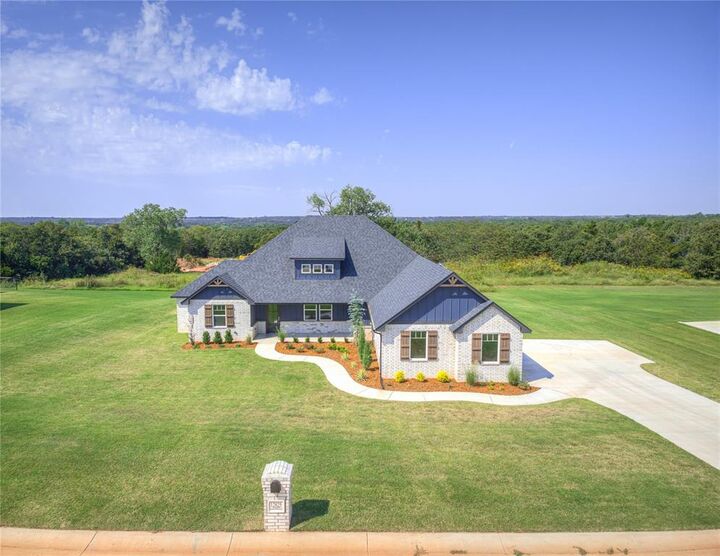 Property Photo: 12825 Painted Sky OK 73007