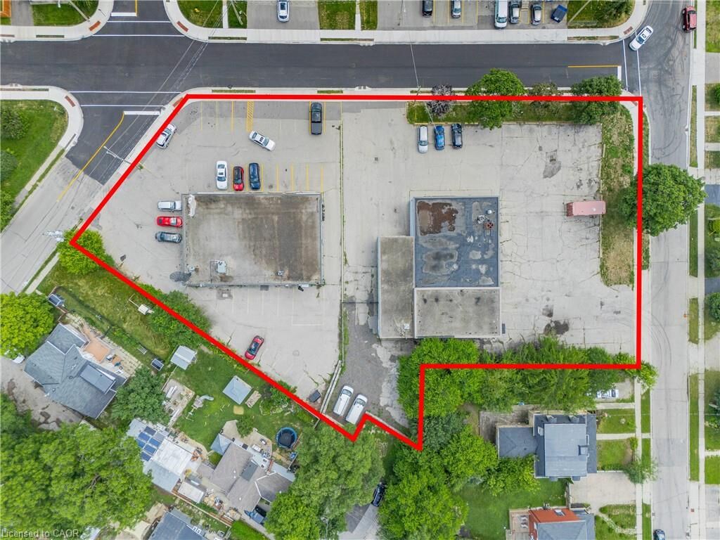 Property Photo: 8 &Amp 12 Oxford Street ON N1R 1M2