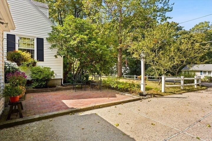 Property Photo:  15 Felch Rd  MA 01760 