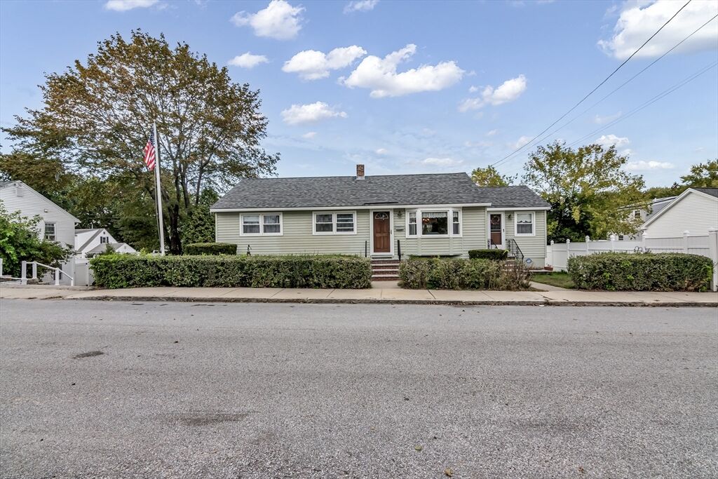 Property Photo:  4 Bourque St  MA 01843 