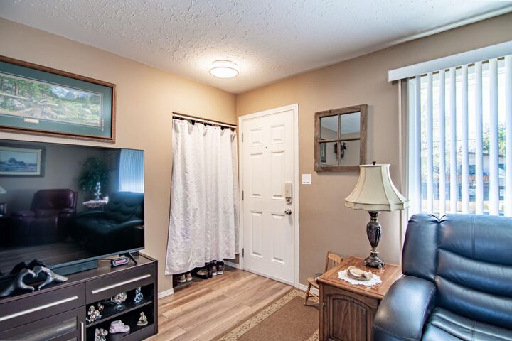 Property Photo: 5914 56 Avenue AB T4N 4R2