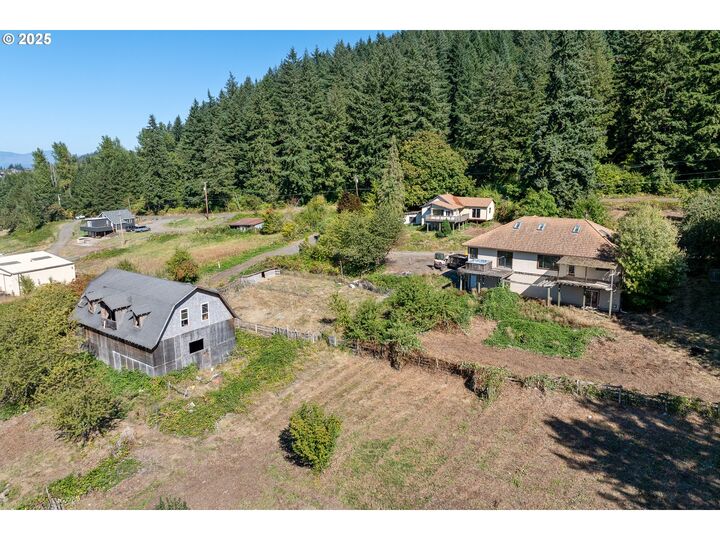 Property Photo:  8809 SE 190th Dr  OR 97089 