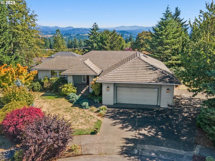 2606 NW Ivy Ct  Camas WA 98607 photo