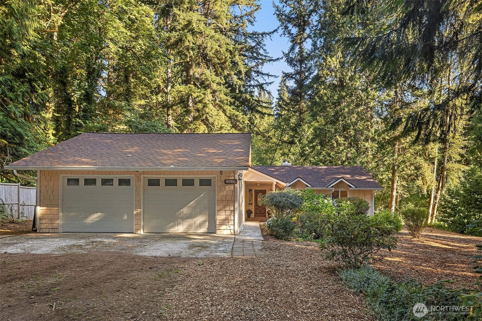 Property Photo:  14115  Avondale Road NE  WA 98072