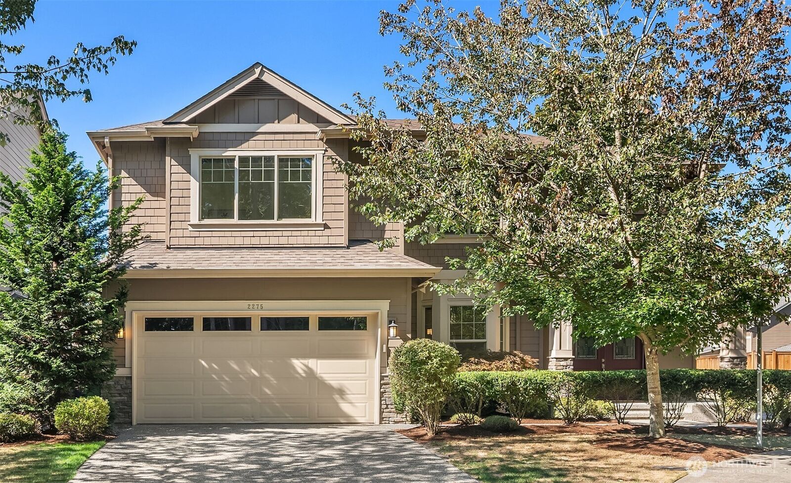 Property Photo:  2275  237th Lane NE  WA 98074 