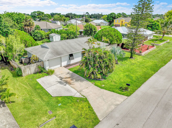 401 SW Aster Road  Port Saint Lucie FL 34953 photo