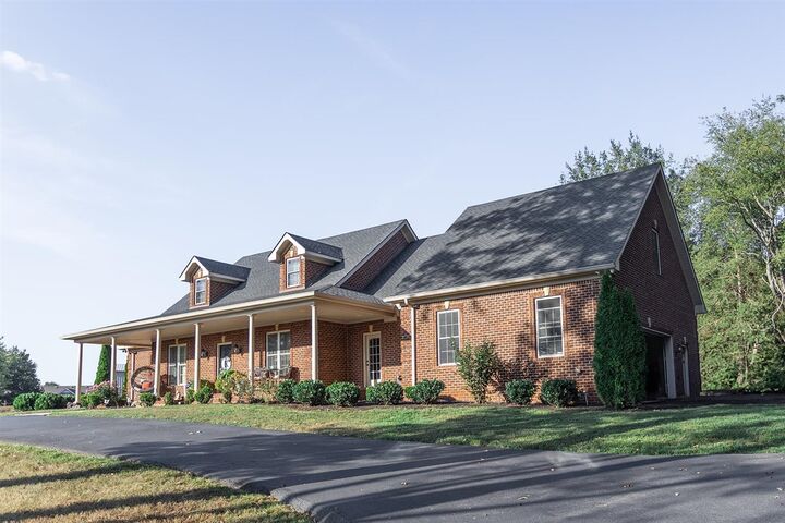 Property Photo:  131 Dude Howard Road  KY 42104 