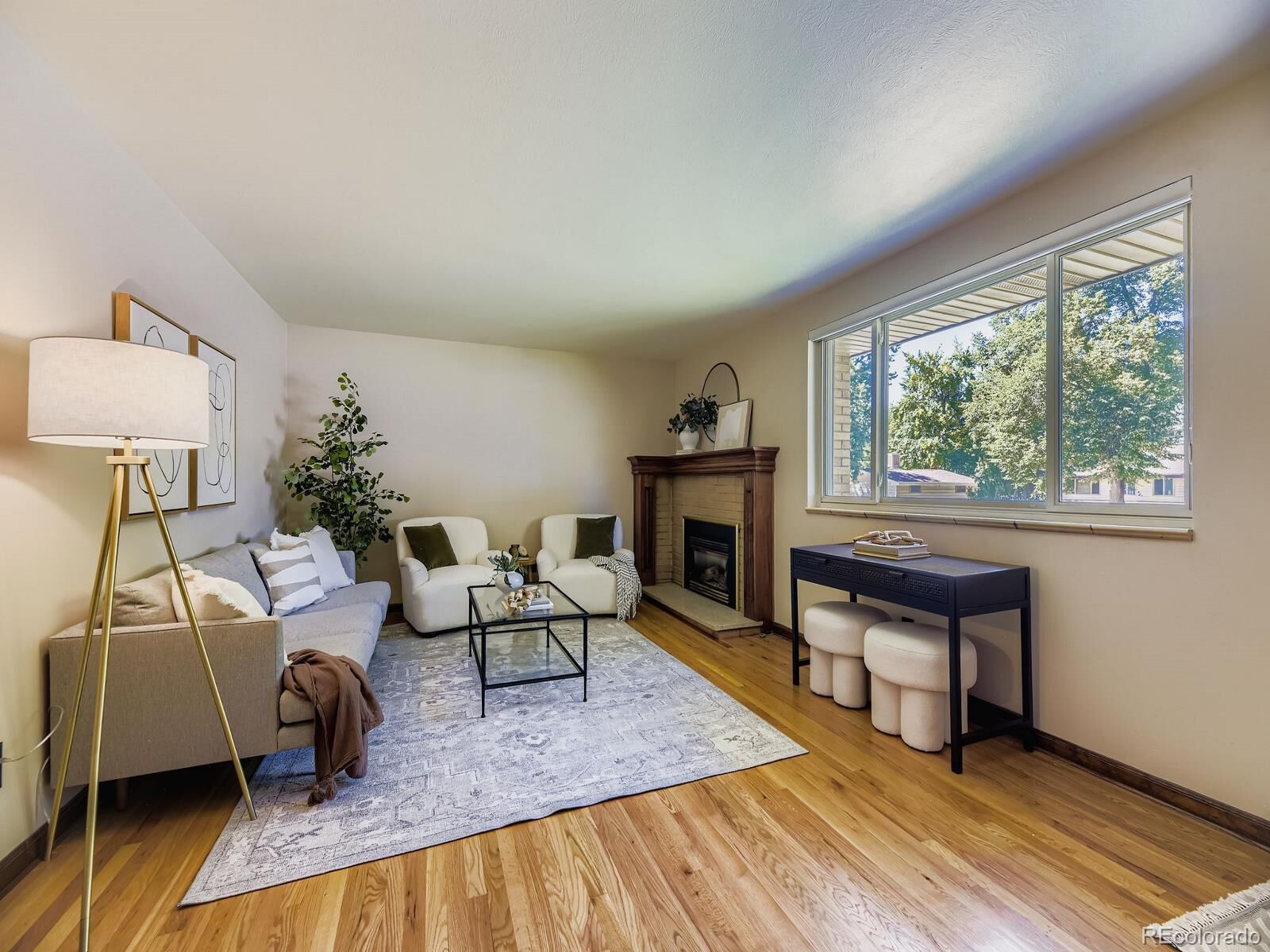 Property Photo: 2834 S Ingalls Way CO 80227