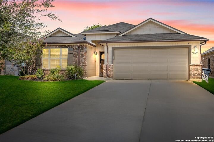 16321 Amistad Pass  San Antonio TX 78247 photo