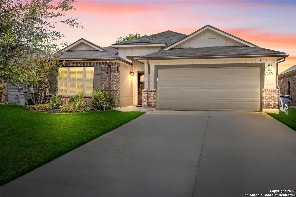 Property Photo: 16321 Amistad Pass TX 78247