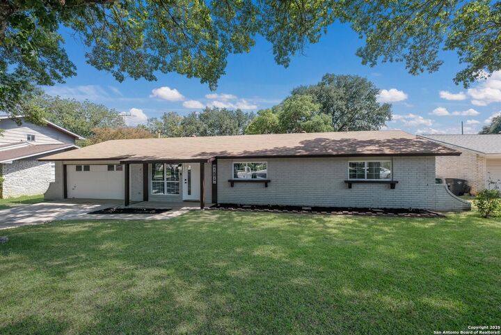 Property Photo:  10710 Tioga Dr  TX 78230 