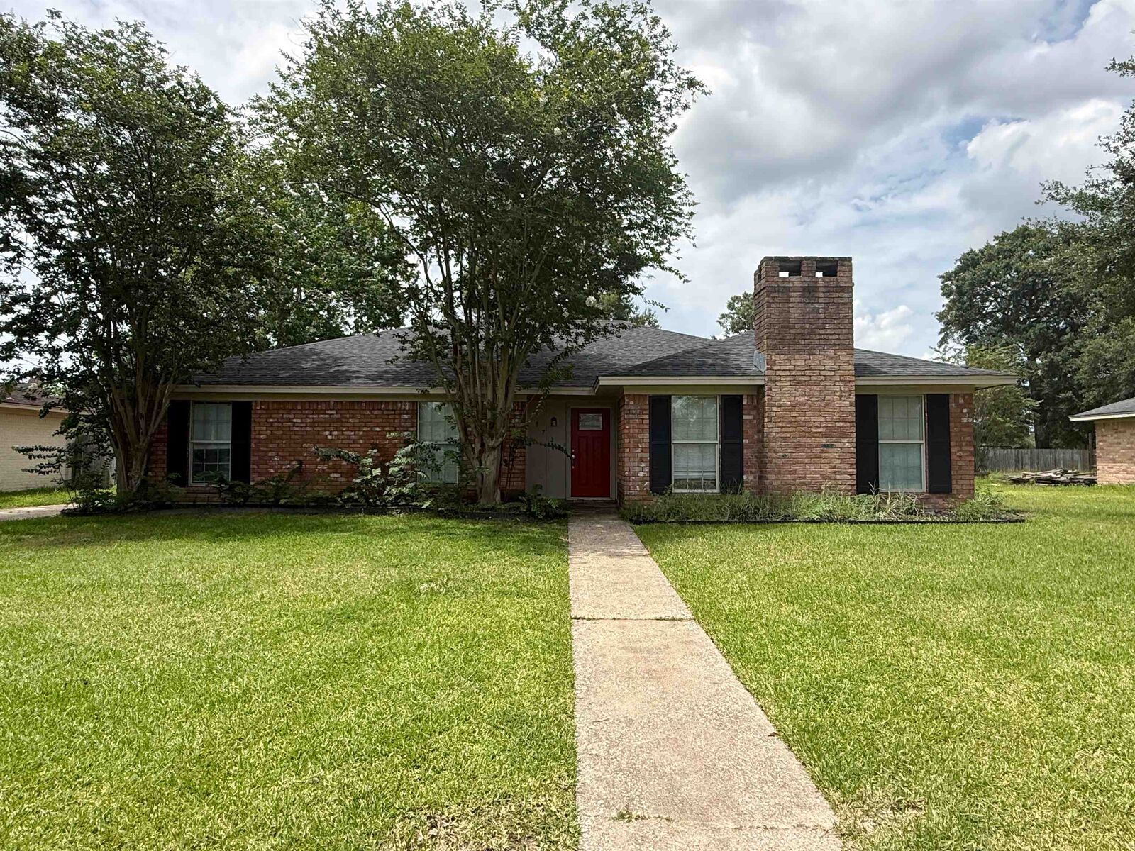 Property Photo: 6730 Greenwood TX 77706