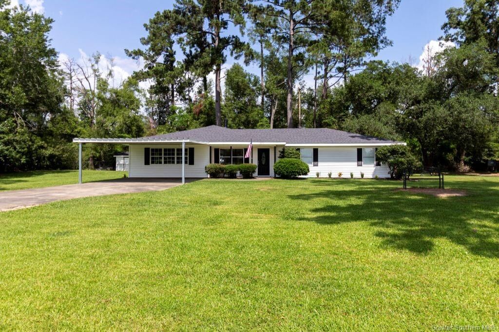 Property Photo:  2212 Crawford Drive  LA 70611 