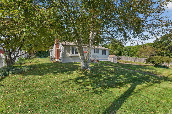 Property Photo:  22 Evergreen Street  CT 06360 