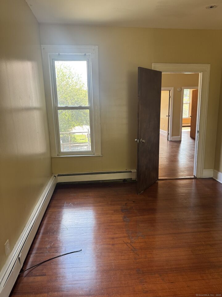 Property Photo: 22 Townley Street 2nd Fl CT 06105