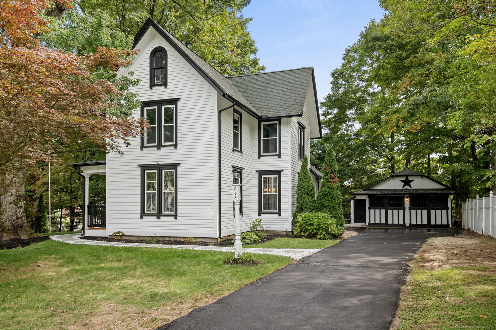 Property Photo:  418 Washington Street  CT 06010