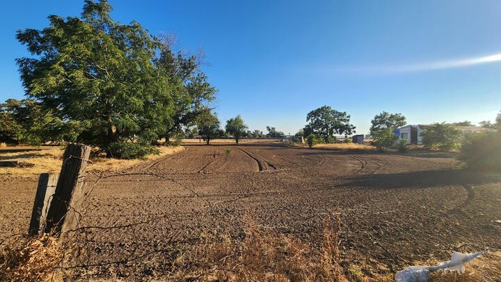 28438 13 1/2  Madera CA 93638 photo