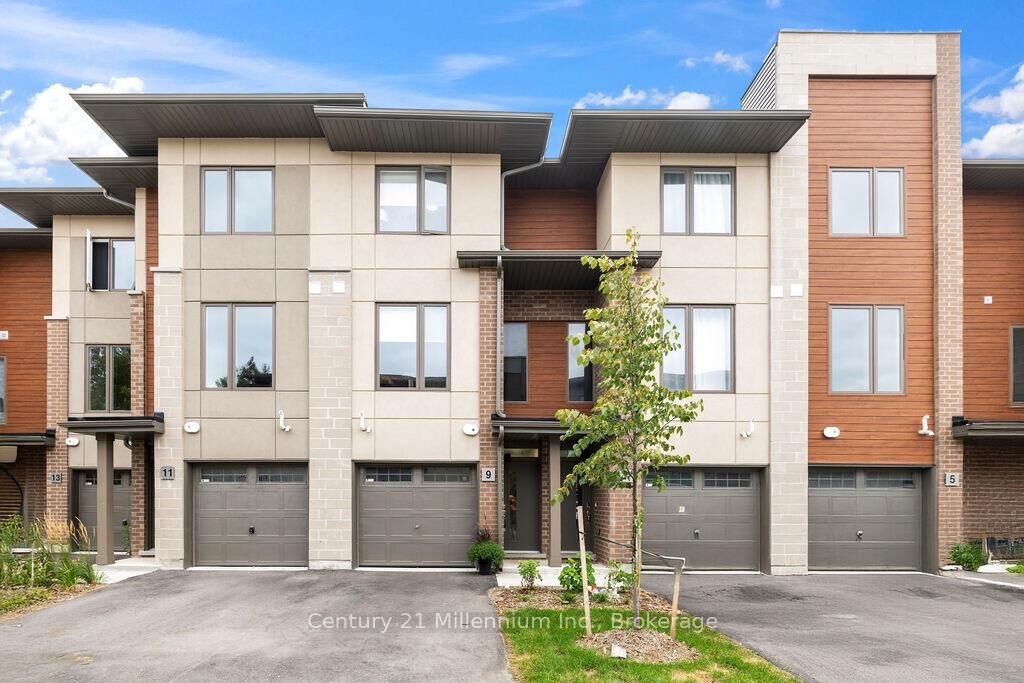 Property Photo:  9 Winters Crescent  ON L9Y 5T1 