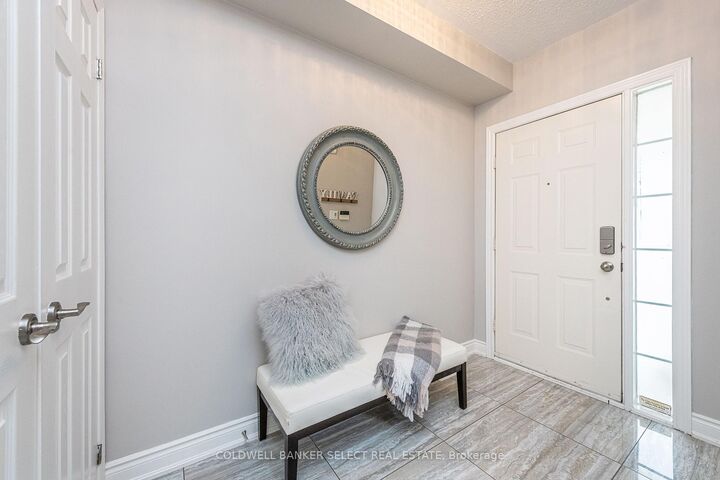 Photo de la propriété:  17 Cedargrove Road  ON L7E 2L4 