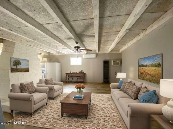 Property Photo: 113 Fred Street LA 70501