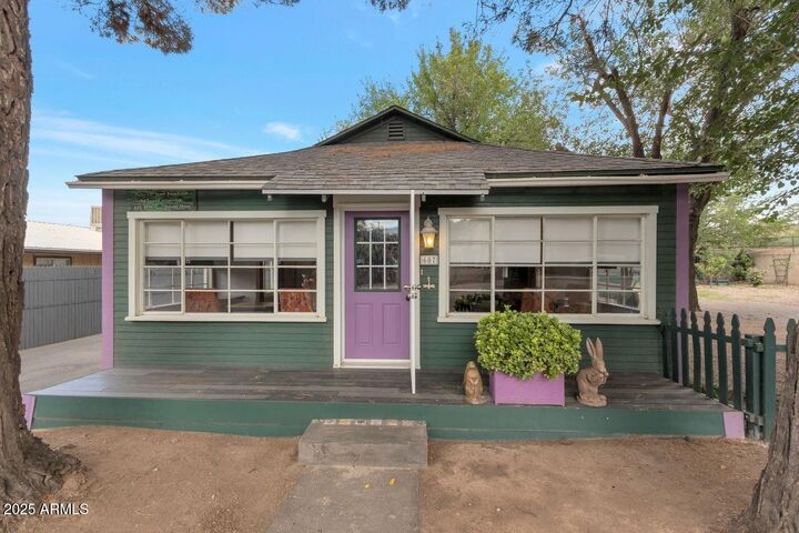 Property Photo: 607 N 8th Street AZ 86326