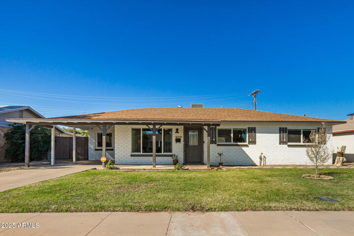 Property Photo:  2228 N 74th Way N  AZ 85257 