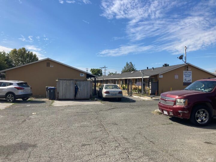 133 E Travis Boulevard  Fairfield CA 94533 photo