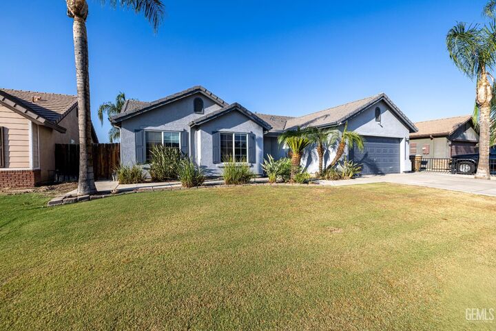 Property Photo: 12408 Valentano Avenue CA 93312