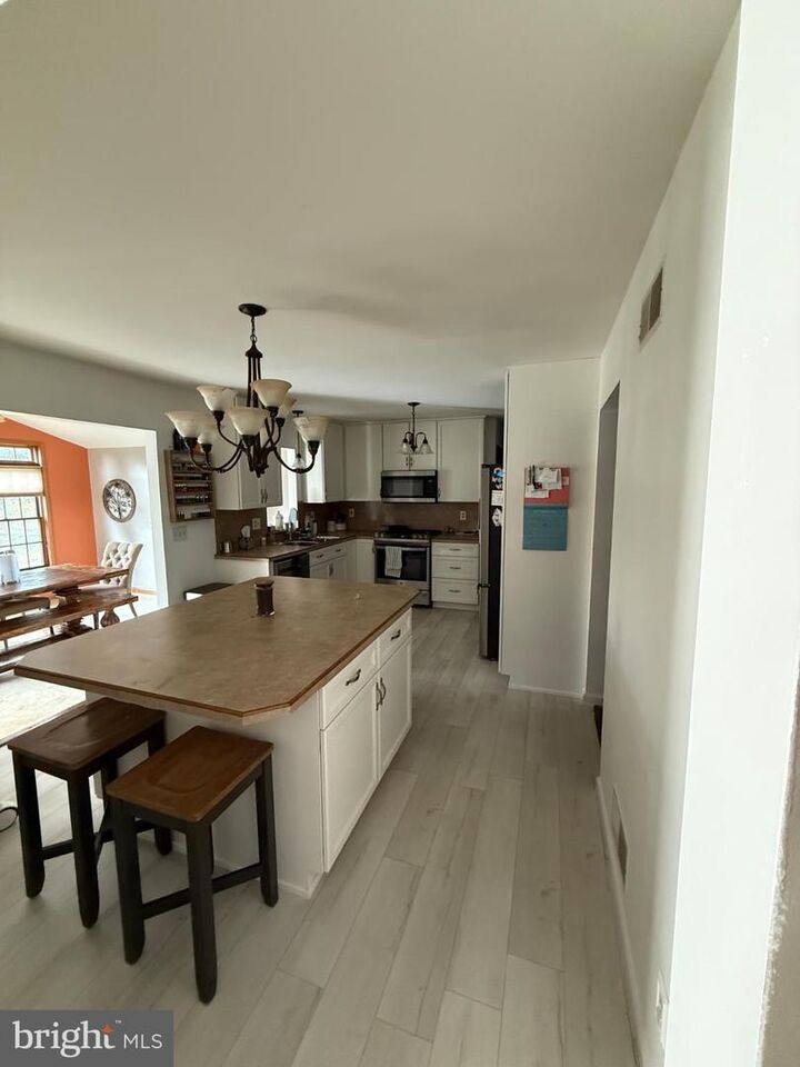 Property Photo:  1958 Misty Drive  PA 17552 