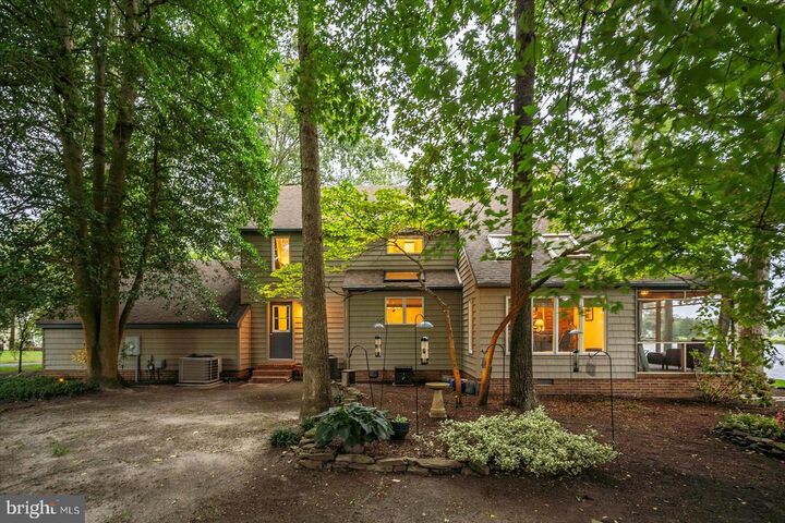 Property Photo:  23113 Lakeview Drive  DE 19966