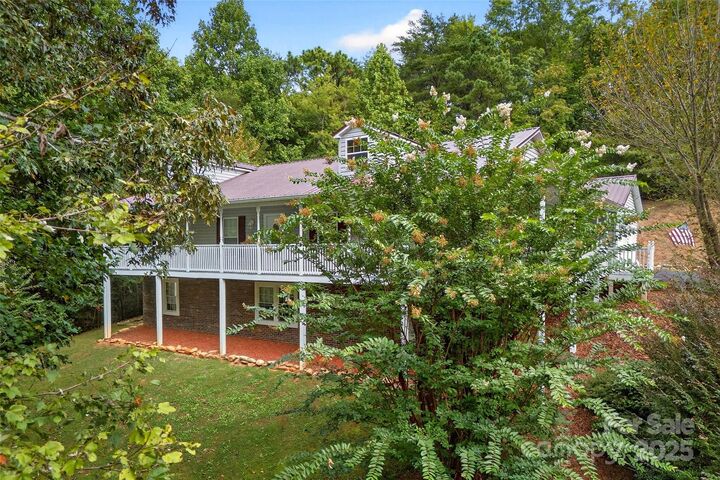 Property Photo:  210 Marterdan Ridge  NC 28752 