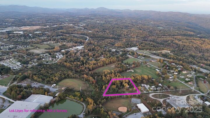 Property Photo:  160 Lost Creek Drive  NC 28731
