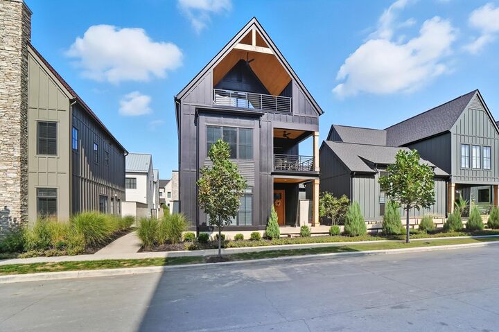 Property Photo: 2872 Kobuk Drive OH 43228