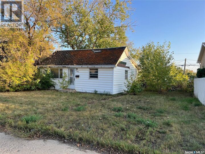 1045 Stadacona Street E  Moose Jaw SK S6H 0L1 photo