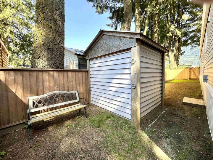 Property Photo:  63071 Flood Hope Road 20  BC V0X 1L2 