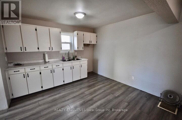 Property Photo: 589 Douglas Street ON P1B 5N7