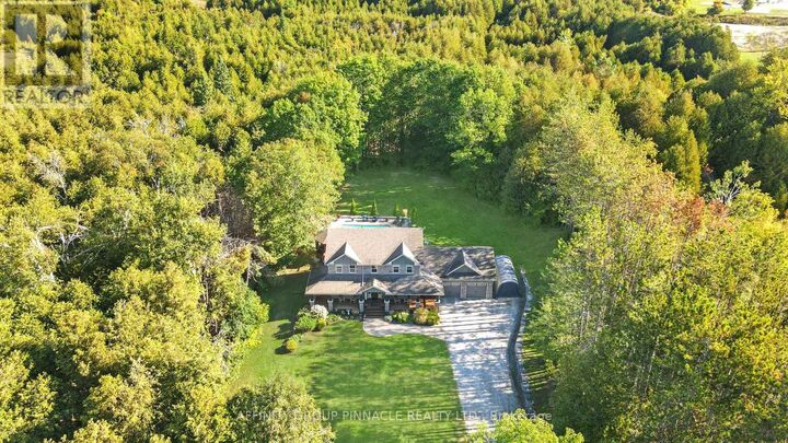 Photo de la propriété:  297 St Luke'S Road  ON K9V 4R5 