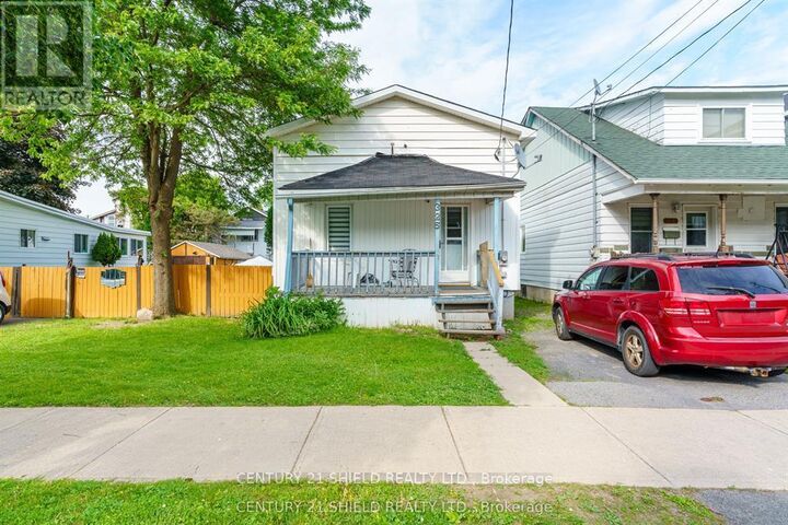 Property Photo:  325 Belmont Street  ON K6H 4Z7 